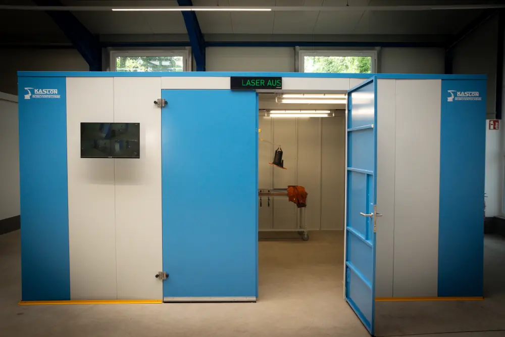 Services Handlaserschweissen Kabine